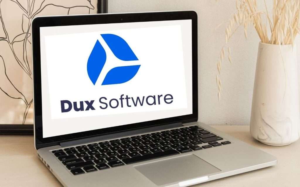 En la imagen se ve el erp de dux software.