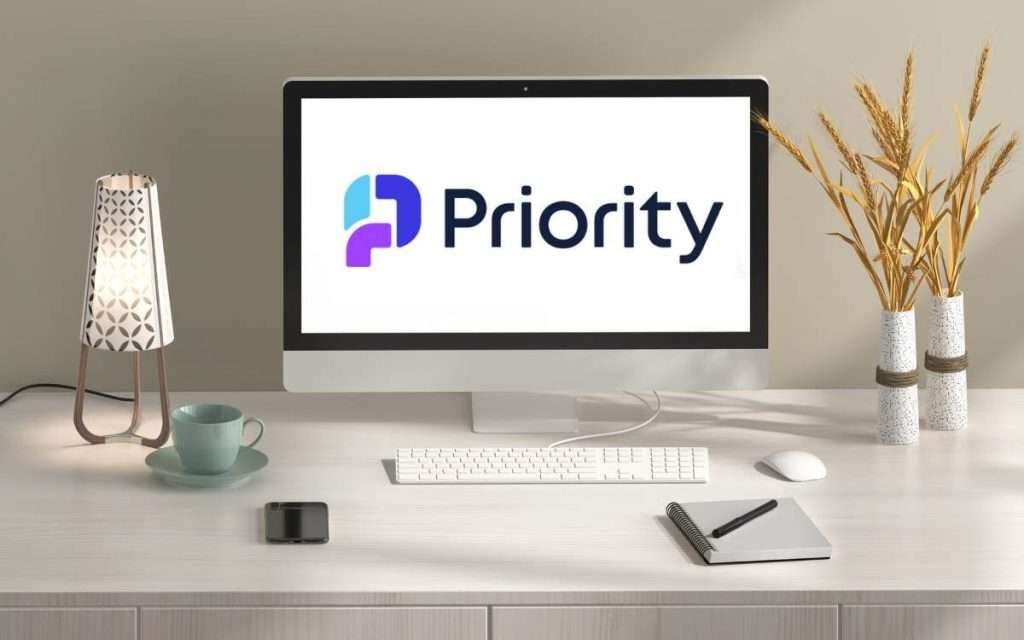 En la imagen se ve el logo de priority erp méxico.
